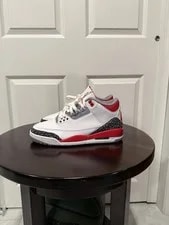 Air Jordan — Air Jordan 3 — Sneakers — resale