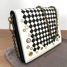 Bottega Veneta — Bottega Veneta Chain Wallet 184 — Handbag — resale