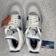 Jordan 4 Military 4