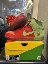 Nike SB — New- Nike SB Dunk High Strawberry Cough Size 10 CW7093 600 — Sneaker — resale