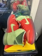 New- Nike SB Dunk High Strawberry Cough Size 10 CW7093 600 4