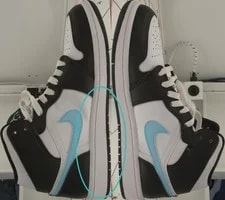 Jordan DZ5485-106 Moderate Wear Or Visible Flaws 4