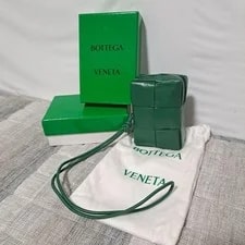 Bottega Veneta — Bottega Veneta Maxi Cassette Crossbody — Handbag — resale