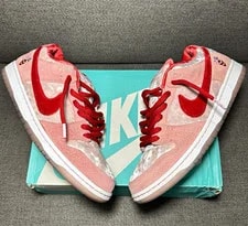 Nike SB — Nike SB Dunk Low Strangelove — Sneaker — resale
