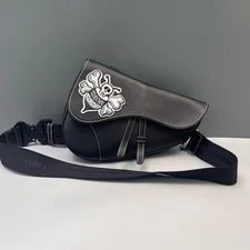 Dior — Christian Dior Saddle Skull Regular Crossbody Saddle — Handbag — resale
