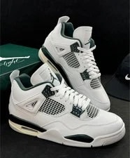Air Jordan — NEW Air Jordan 4 Retro Oxidized Neutral FQ8138-103 — Sneaker — resale