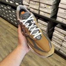 Size 9 - New Balance 990v6 Workwear U990TN6 2