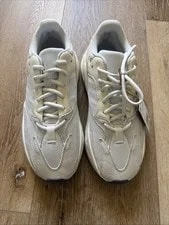 Yeezy Boost 700 Analog 3
