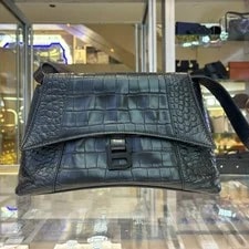 Balenciaga — Balenciaga Medium Downtown ' - Very Good #EALDB8 — Handbag — resale