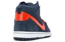 Nike SB Dunk High 305050-481 4