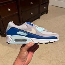 Nike — Nike Air Max 90 ’S Low Top Lace-Up — Sneaker — resale