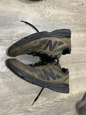 Size 10 - New Balance 990v4 4