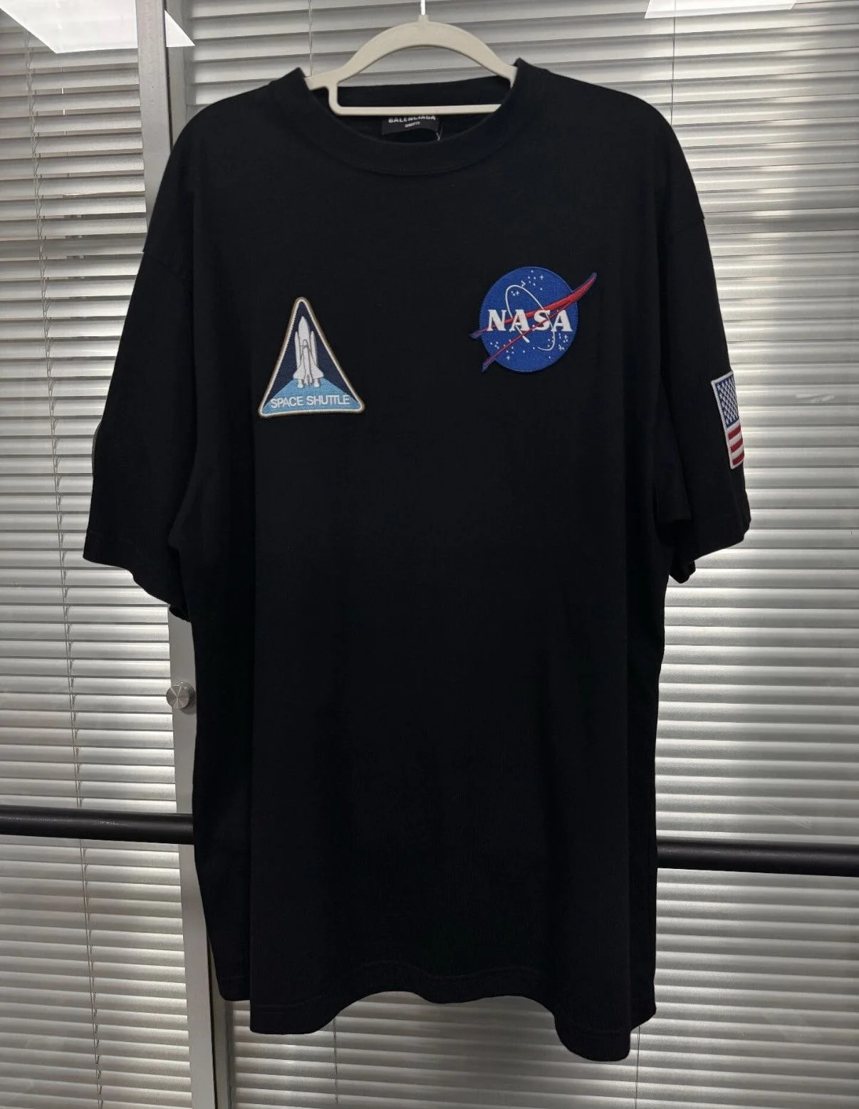 Balenciaga — Balenciaga X Nasa Collab T-shirt J66 — streetwear — resale