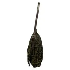 Fendi Mamma Bucket 26776 4
