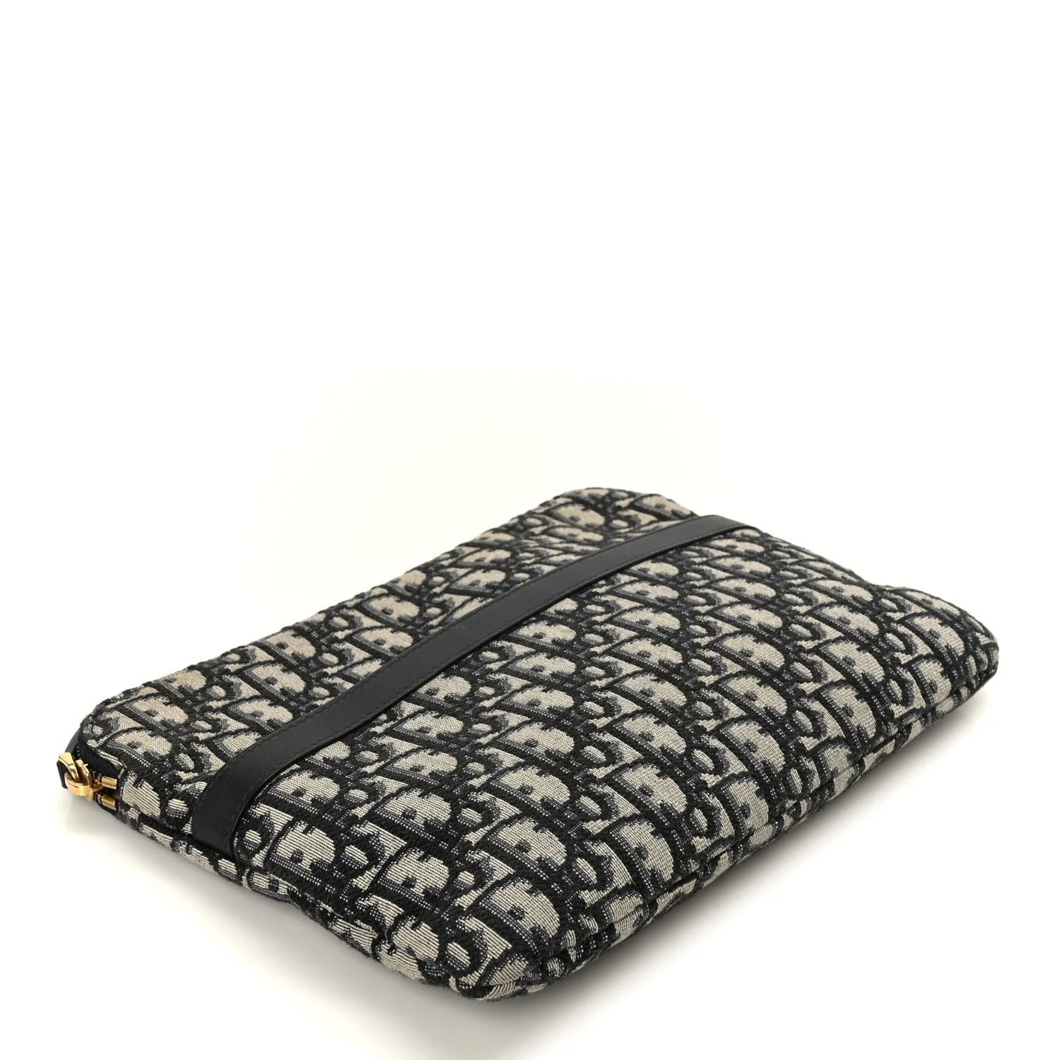 Pouch 4