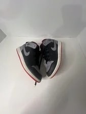 Air Jordan 1 Mid Gs 2