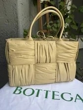 Bottega Veneta Foulard Pleated Medium Arco 3