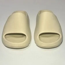 Authentic Yeezy Slides Colorway | ’S 8 2