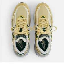 New Balance 990v6 Pale Sulphur 3