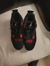 Jordan — Size 13 - Jordan 4 Retro Mid — Sneaker — deal