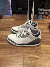Size 10 - Air Jordan 3 Retro 2