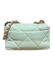 Chanel 19 Flap #044 2