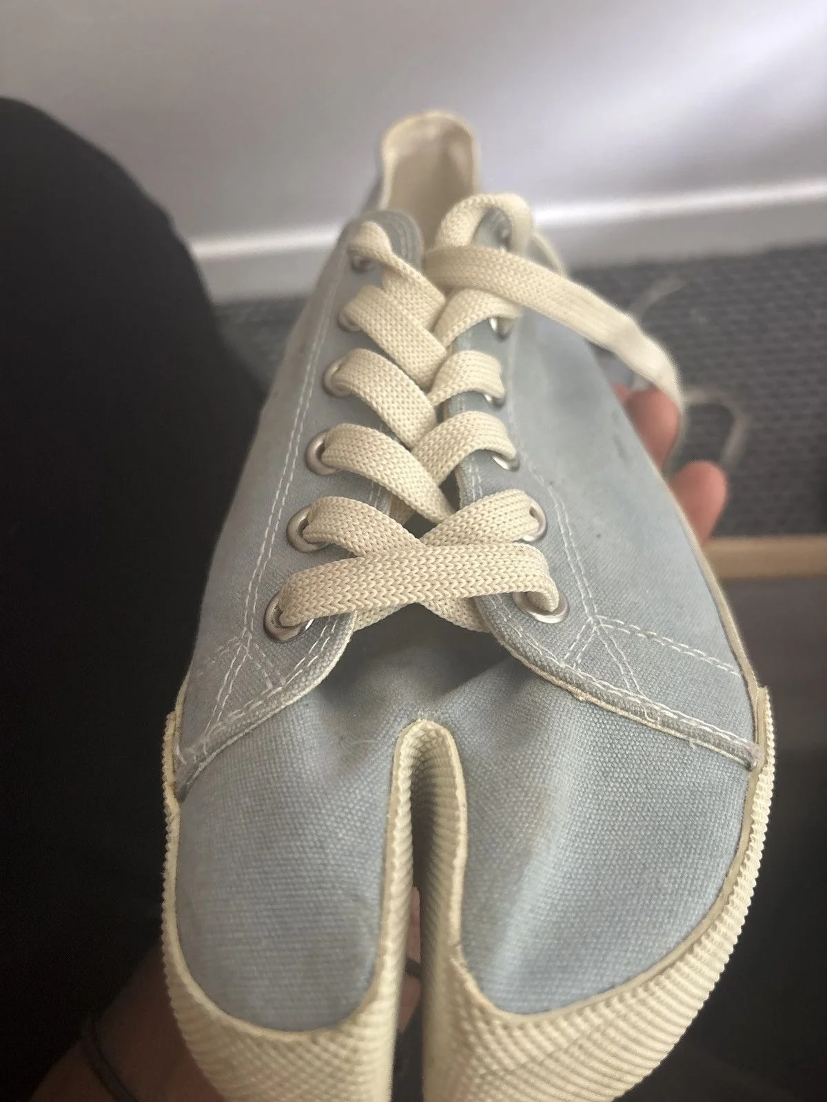 Maison Margiela — Maison Margiela Tabi Flats — Sneaker — resale