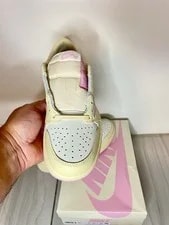 Jordan Air 1 Low Top Lace-Up 3