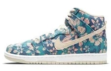 Nike SB — [CZ2232-300] -- Nike Sb Dunk High 'Maui Wowie' — Sneaker — resale