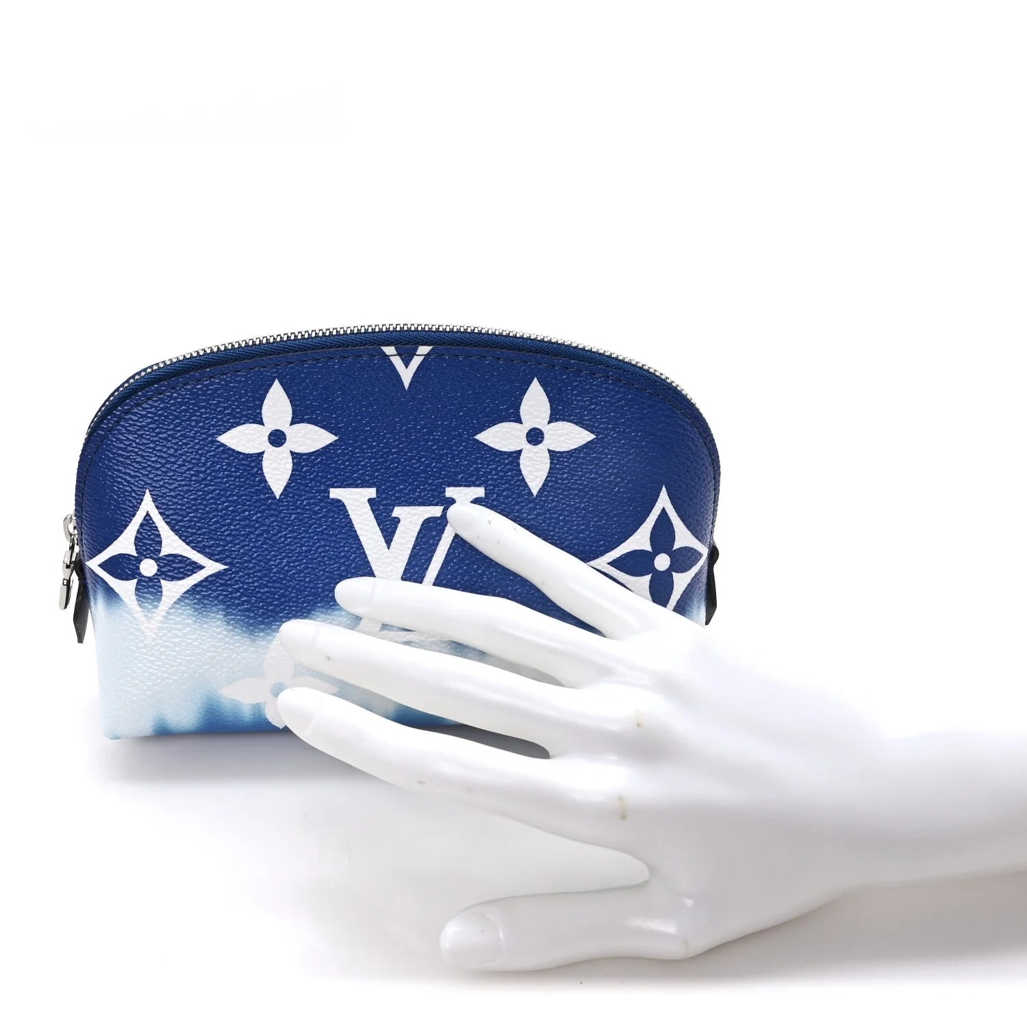 Giant Escale Cosmetic Pouch 2
