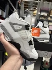 Jordan — Size 8.5 - Air Jordan 4 Retro OG 2025 — Sneaker — resale