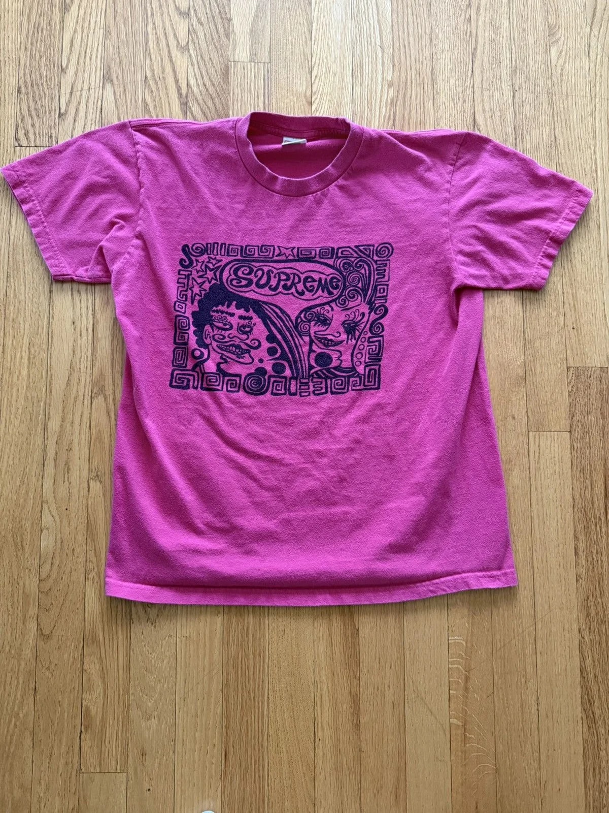 Supreme — Supreme T-shirt — streetwear — resale