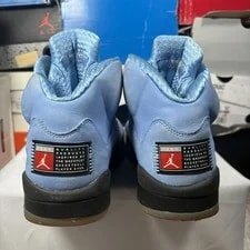 Size 9 - Jordan 5 Retro SE Mid 4
