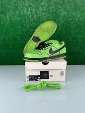 Nike — Size 9.5 - the Powerpuff X Nike Dunk Pro SB QS Low Buttercup — Sneaker — resale
