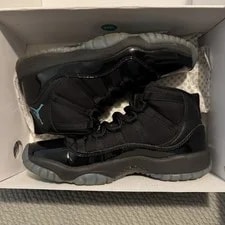 Air Jordan — Size 7 - Air Jordan 11 Retro 2025 — Sneaker — resale