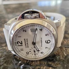 Panerai — Panerai Luminor Marina 40mm White Dial White Rubber Strap 300m — Watch — resale