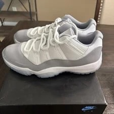 Jordan — Jordan 11 Low — Sneaker — resale