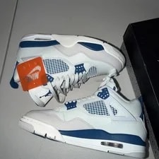 Size 9 - Air Jordan 4 Retro 2024 Military 2