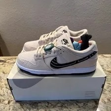 Nike — Nike SB Dunk Low Albino & Preto Jiu-Jitsu FD2627-200 Fossil ’S — Sneaker — resale