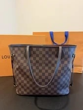 Louis Vuitton Neverfull Medium W/ Zip 2