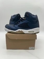 Size 9.5 - Jordan 5 2