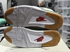 Jordan 4 Retro SB 4