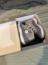 Jordan — Size 10 - Jordan 11 Retro High — Sneaker — resale
