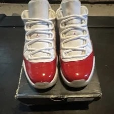 Air Jordan — Air Jordan 11 Low Retro — Sneaker — resale