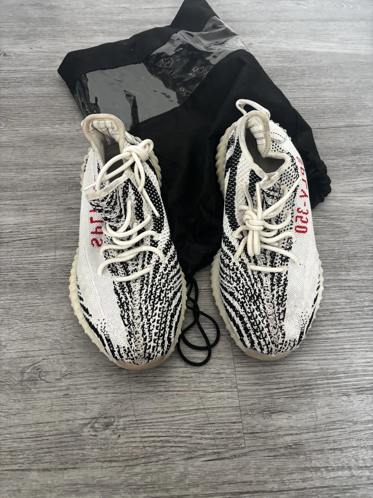 Yeezy — Yeezy Boost 350 — Sneaker — resale