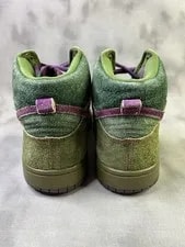 Size 9.5 - Nike Dunk SB High Skunk 4