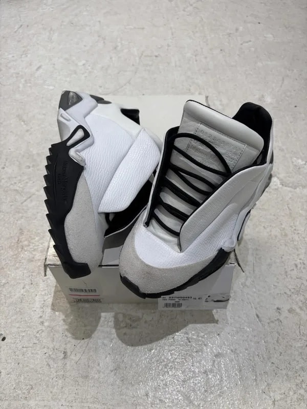 Maison Margiela — Maison Margiela New Future Low Tops — Sneaker — resale
