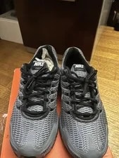 Nike — Nike Air Max — Sneaker — resale