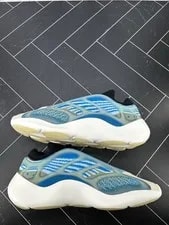 Adidas Yeezy 700 V3 Arzareth 3