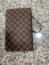 Louis Vuitton Neverfull + Wristlet 4